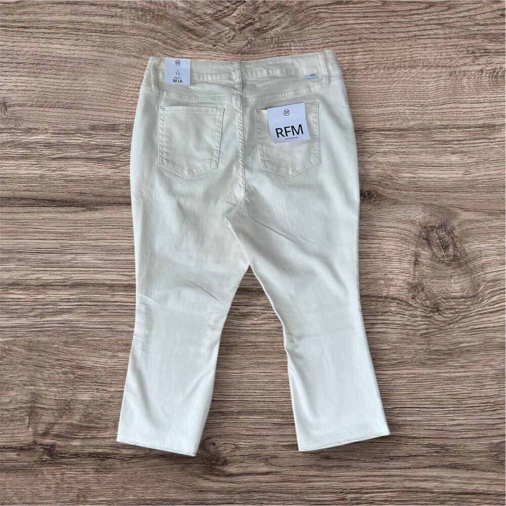 NWT RFM MIA Raw Hem‎ Bootcut Cropped Jeans Tummy Control Off White Size 16 NEW - Picture 2 of 16